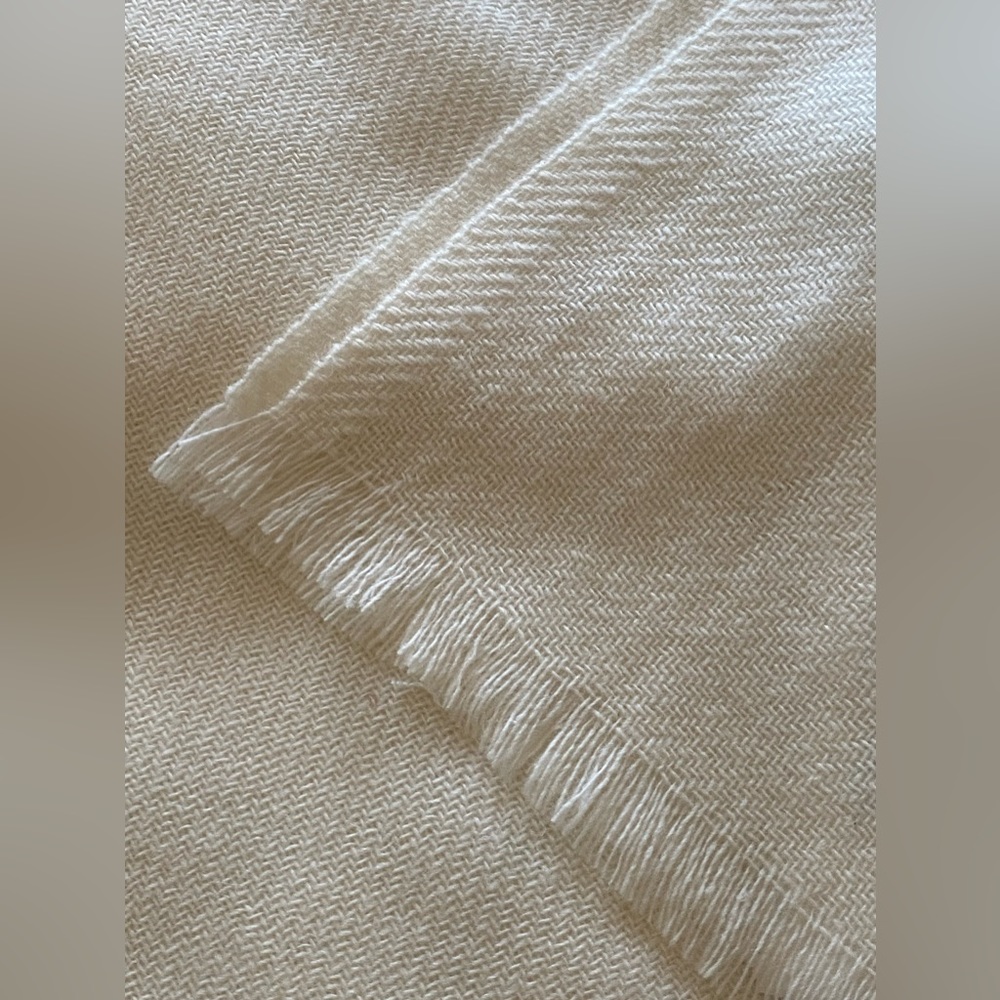 Oversized 100% Mongolian cashmere scarf Blue Sky factory - Picture 8 of 9